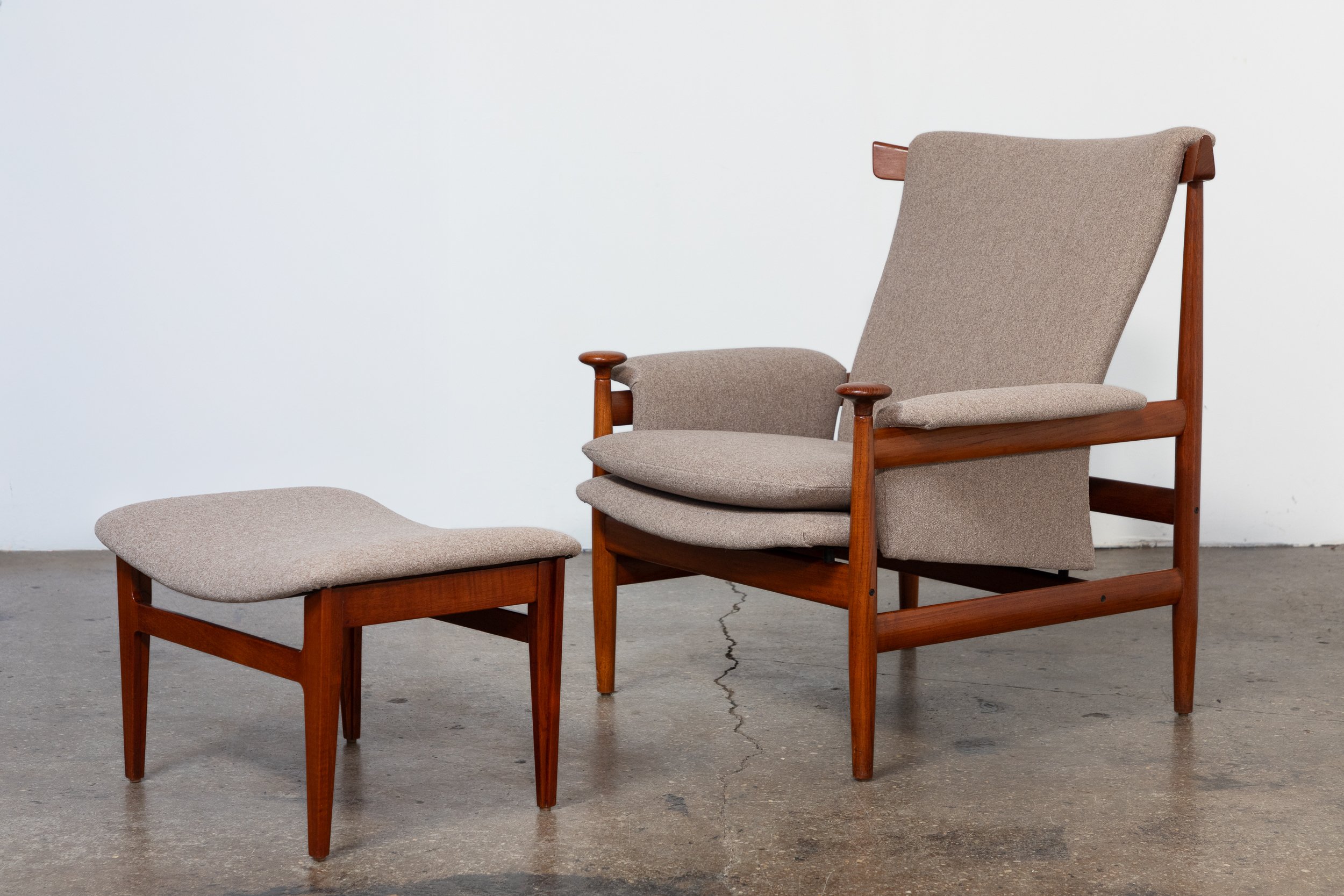 Finn Juhl — Mid-Century Modern Furniture Collection — OAM